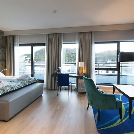 Hotel Thon Fosnavåg